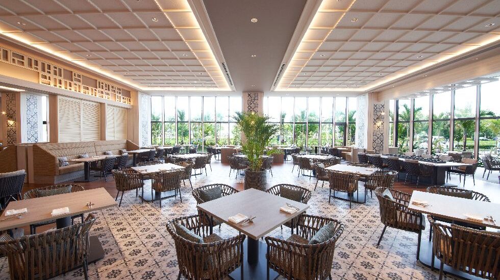 オールデイダイニング 「ジノーン」の内観