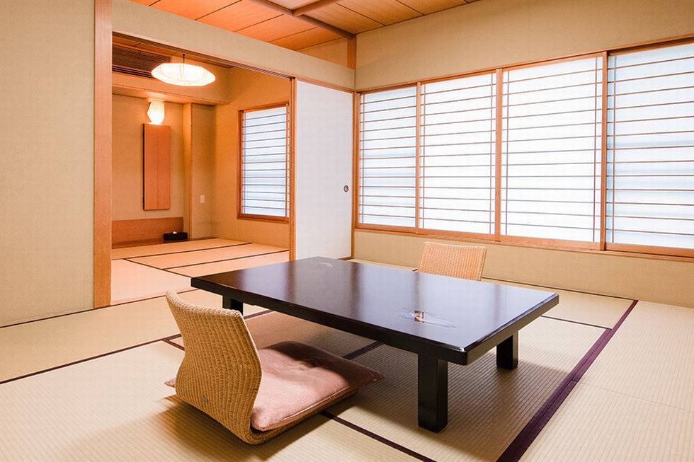 【鼓】数奇屋造り次の間付