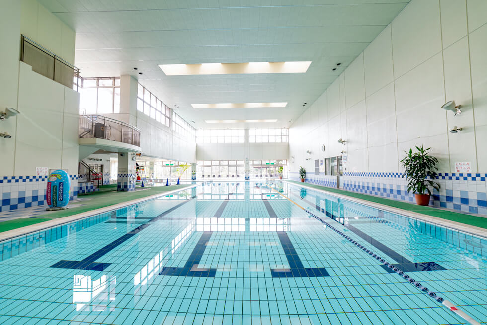 屋内プール