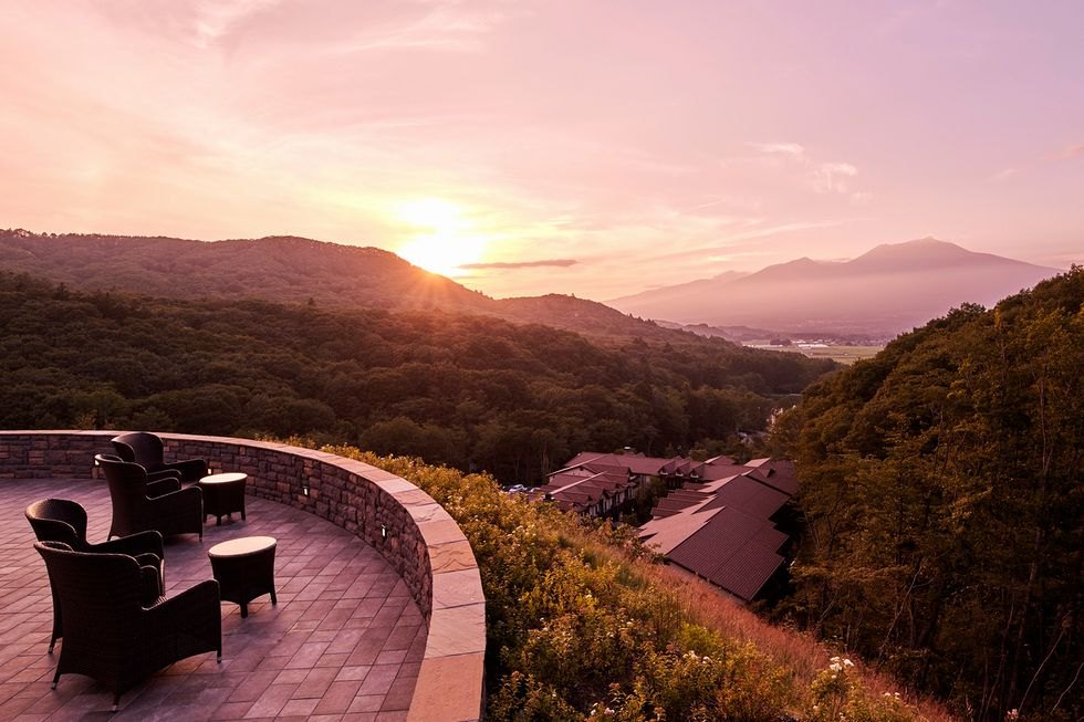 浅間山を一望できる標高1000mテラス