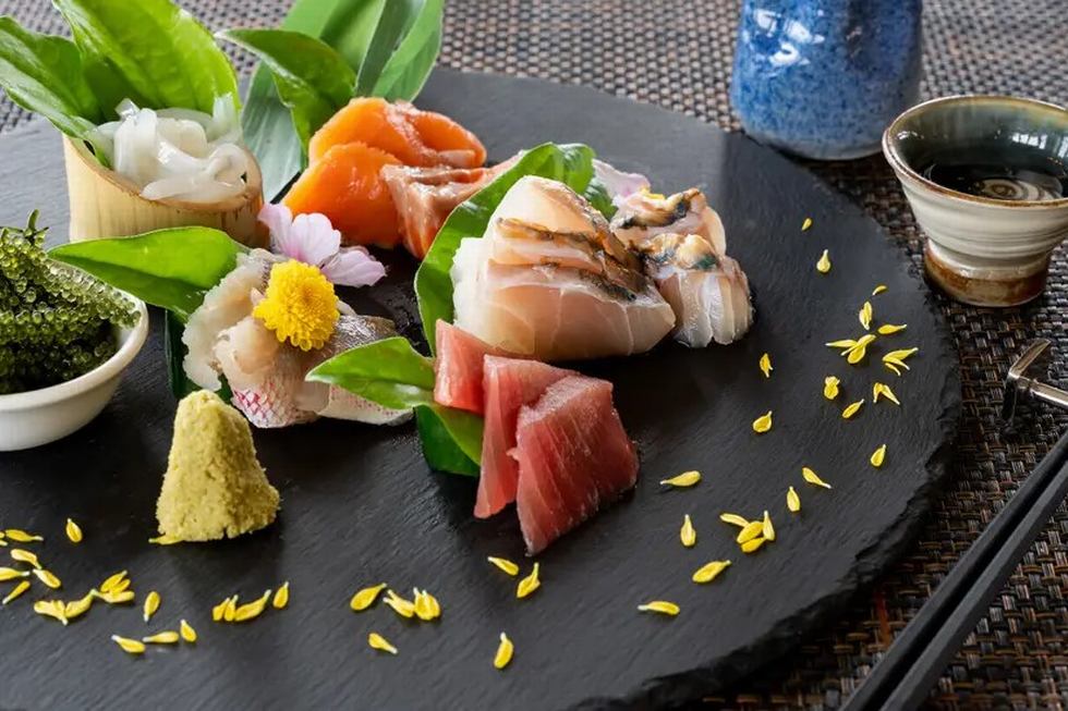 メインレストラン食事一例