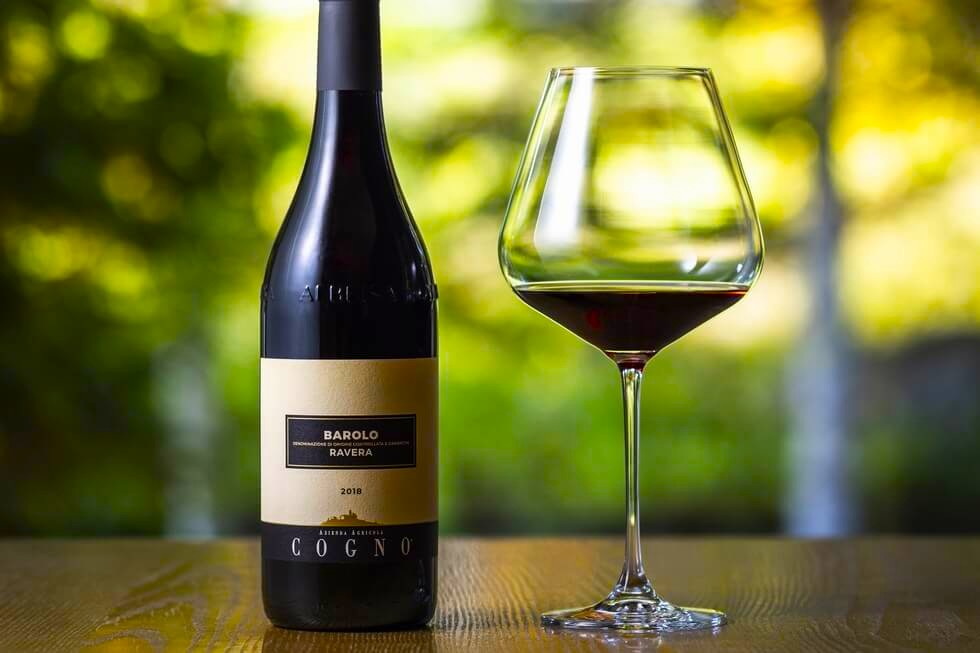 奥定山渓温泉 佳松御苑_バローロワイン彩度調整_公式提供