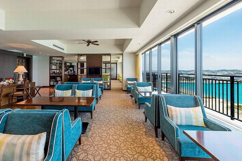 プレミアムラウンジ