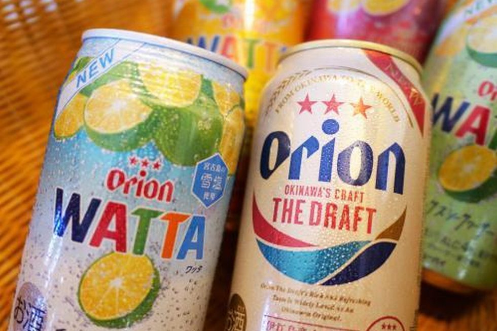 部屋の冷蔵庫飲み物