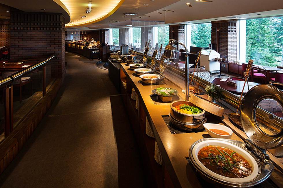 朝食ビュッフェ_バー&グリル「メルト」