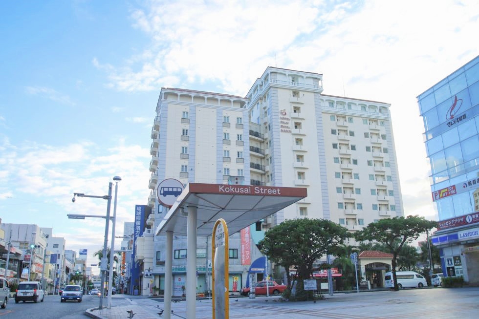 国際通りと外観