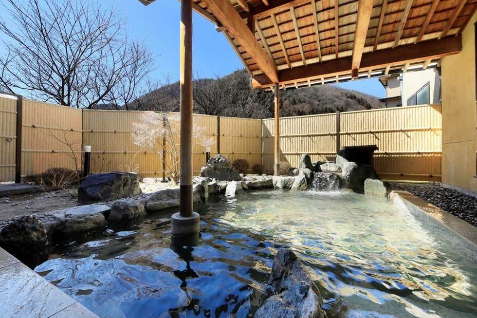 男性露天風呂