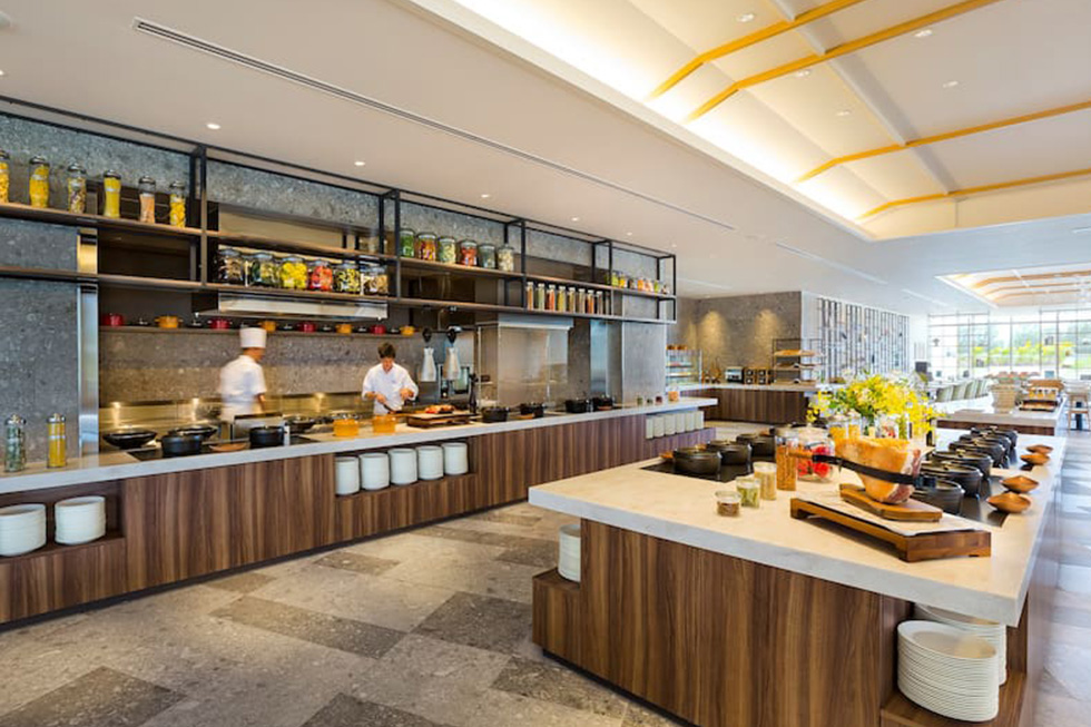 朝食レストラン全景