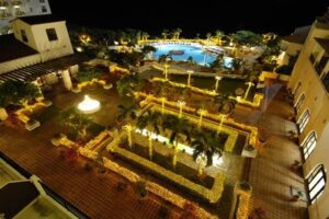 パティオのイルミネーション