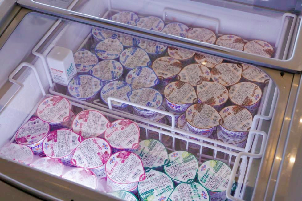 カップのアイスも食べ放題