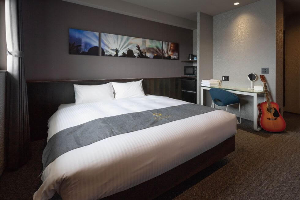 「ROCK」クイーン