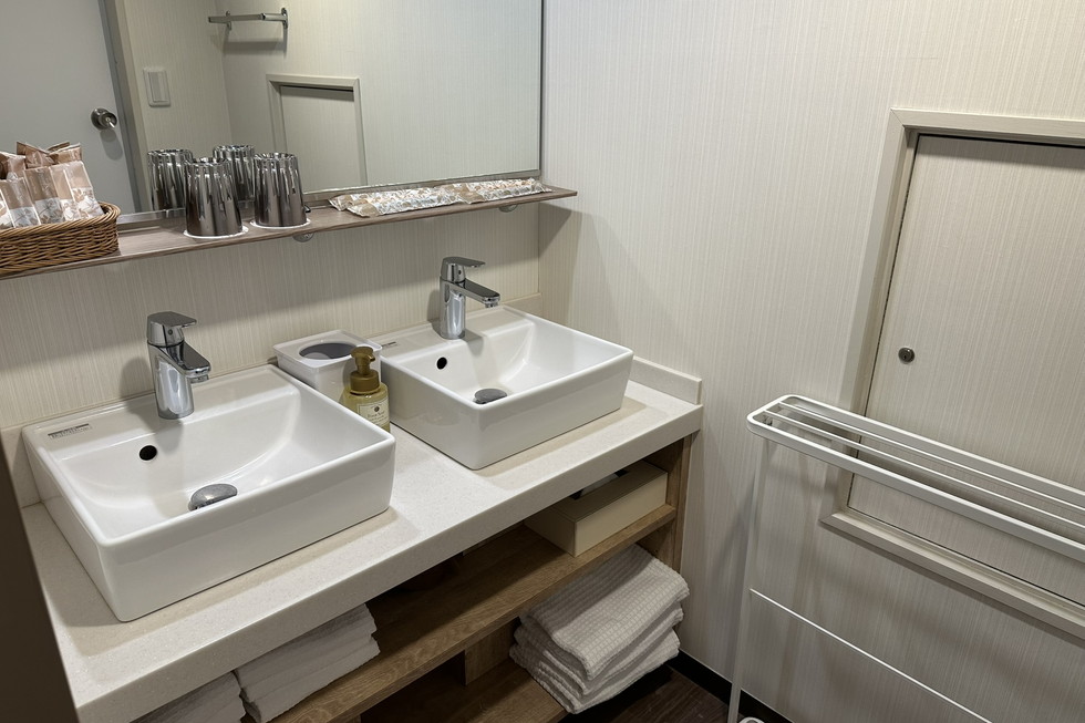 ホテルエピナール那須 メインタワー デラックスコーナー 洗面所