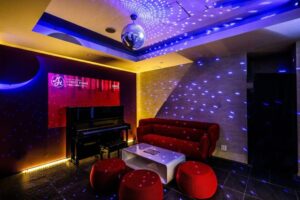 22時以降のディスコタイム（フロント）