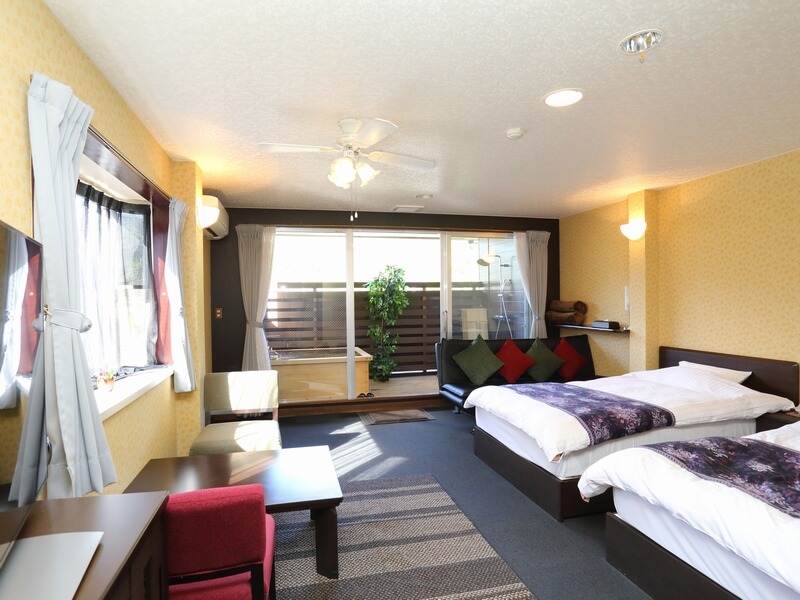 ベッド付きや和室など選べる客室タイプ