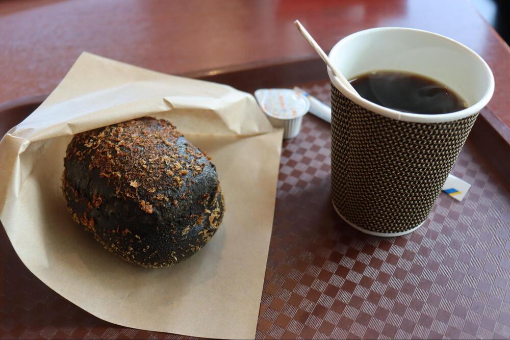 大涌谷名物の黒たまご