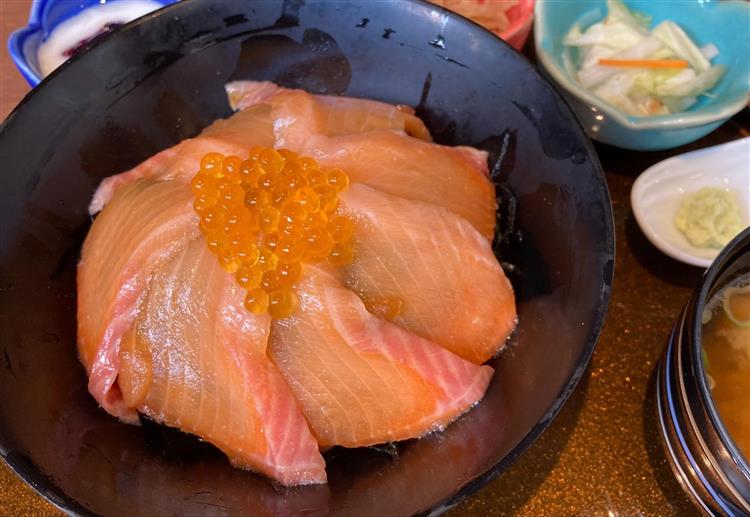 修善寺でご当地グルメを堪能！こだわりの絶品わさびモナカもご紹介