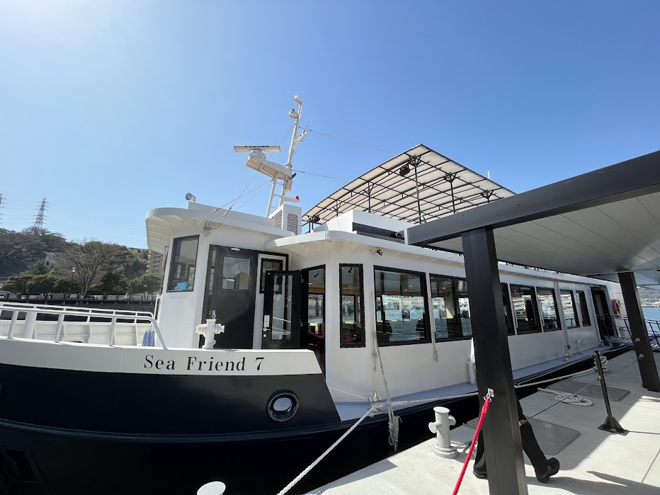 軍港めぐりターミナル