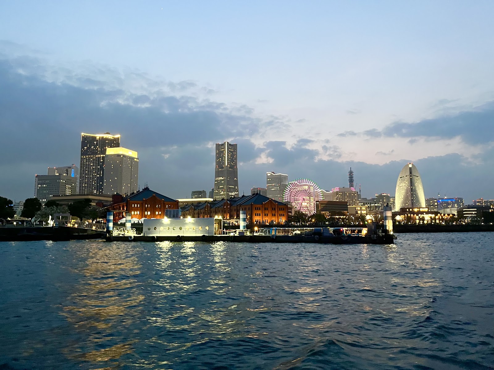 みなとみらいクルージング夜景
