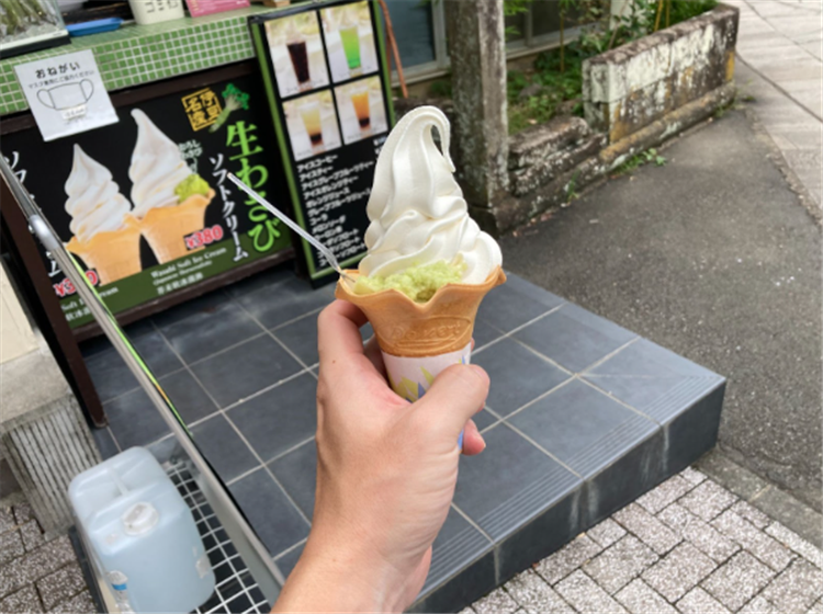 Cafe弘乃わさびソフト