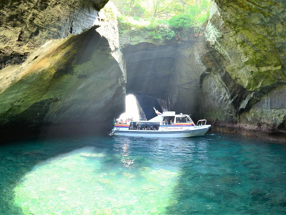 堂ヶ島天窓洞