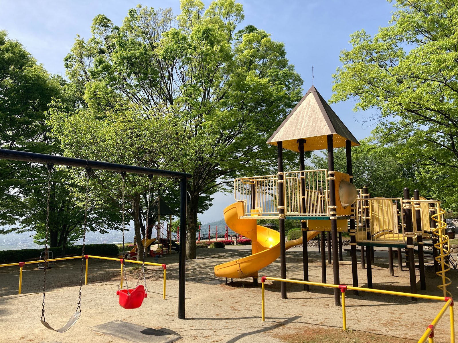 笛吹川フルーツ公園のアスレチック