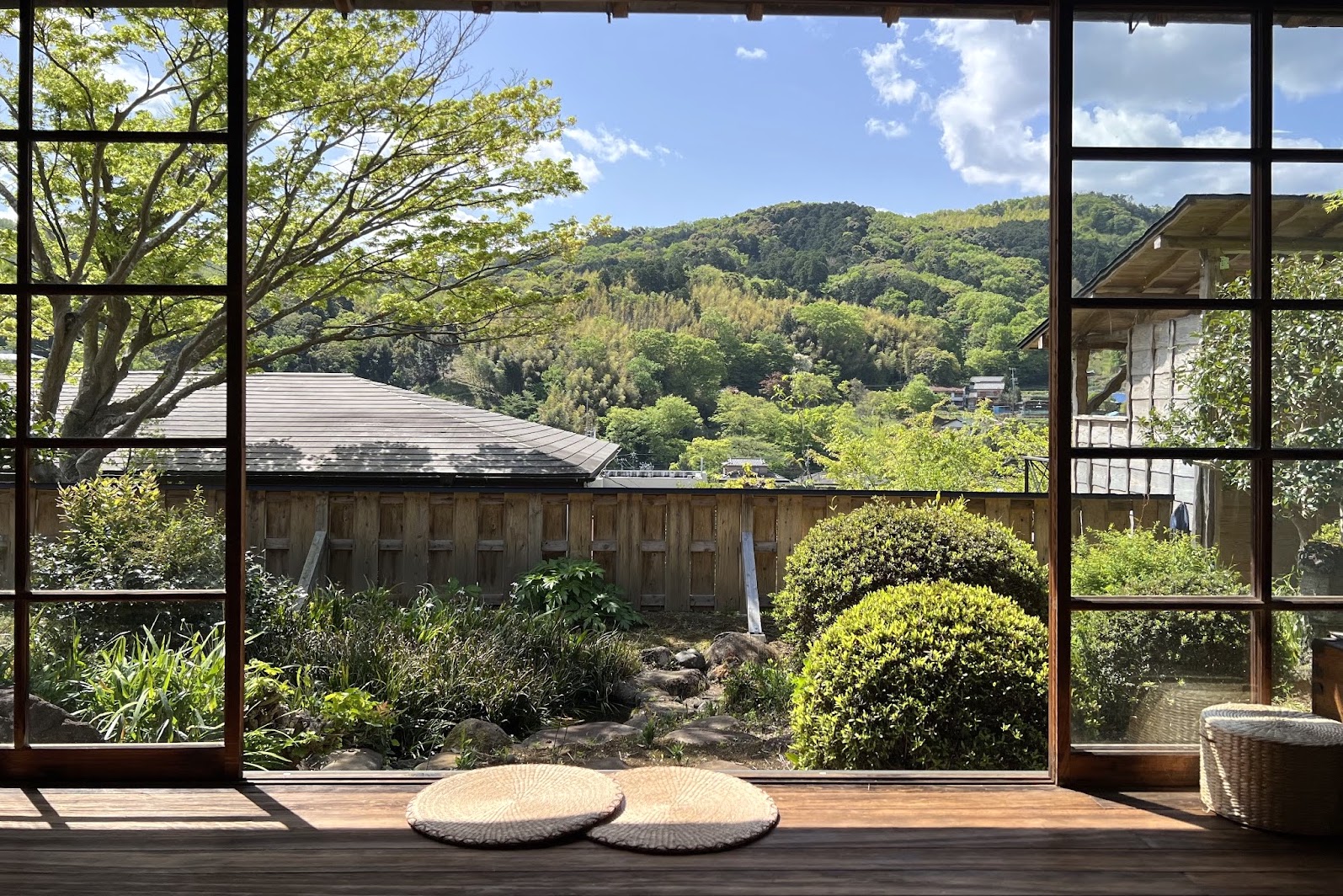修善寺温泉の甘味処「茶庵 芙蓉」で、自然の中に身を置き心和むひとときを