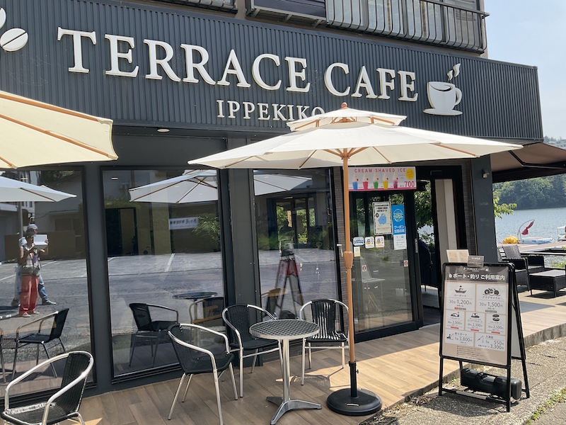 一碧湖_テラスカフェ