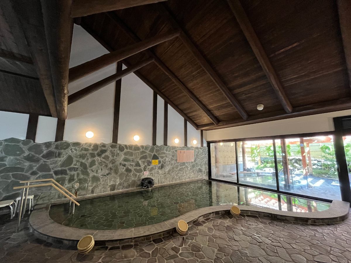 大浴場の山湯