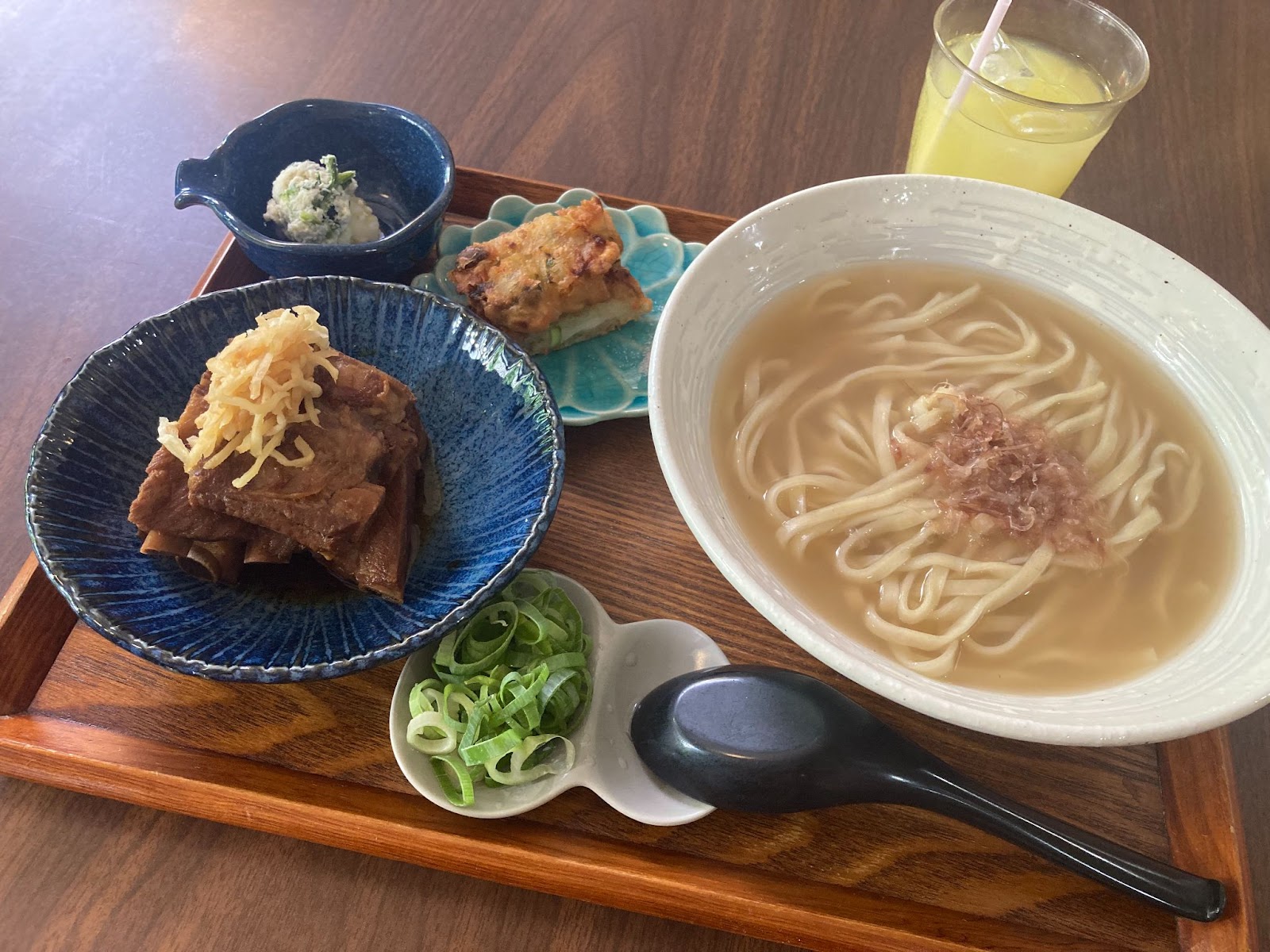 首里そばほりかわ