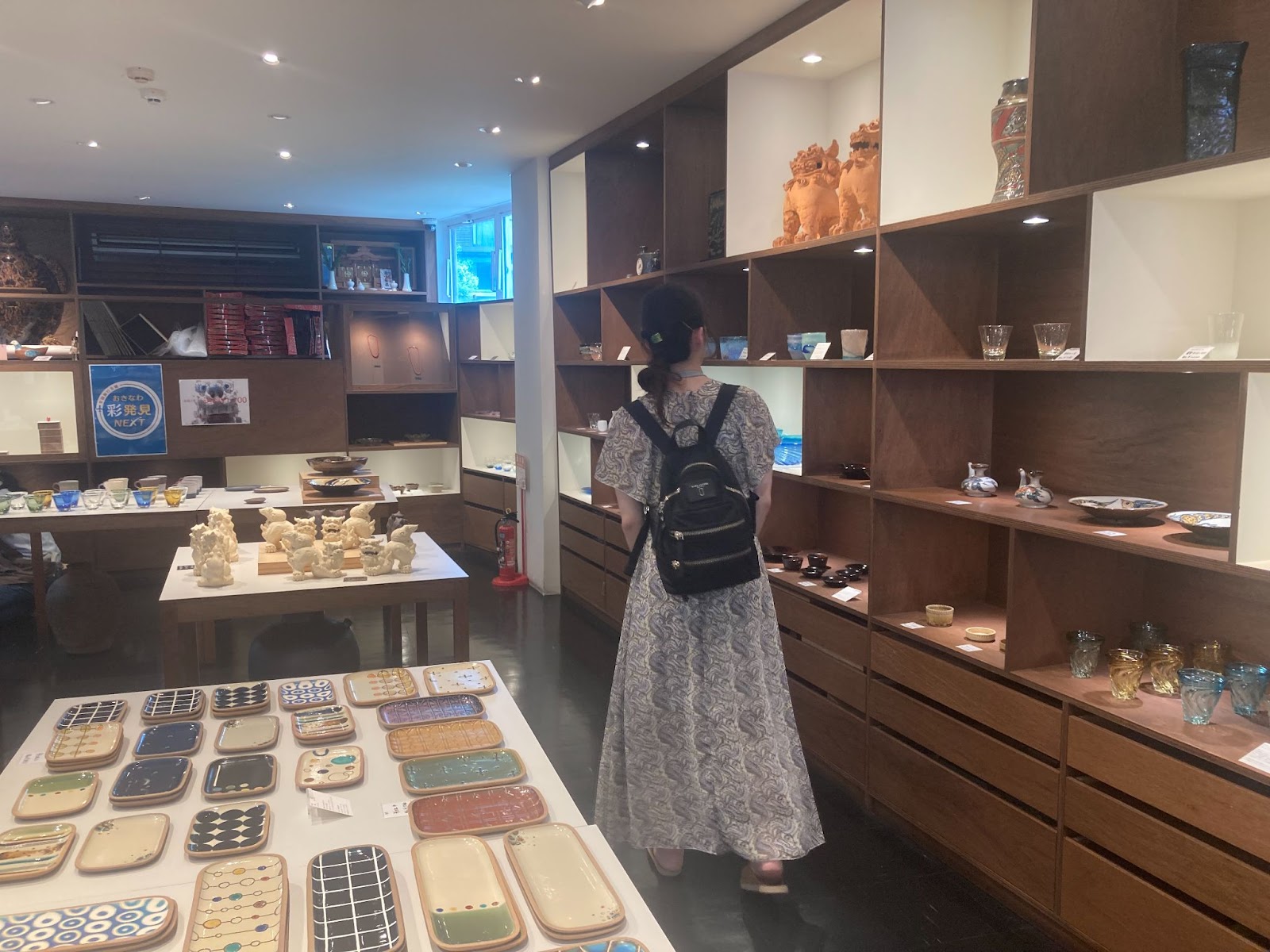琉球民芸センター店内