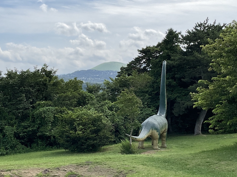 小室山哀愁のブロントサウルス