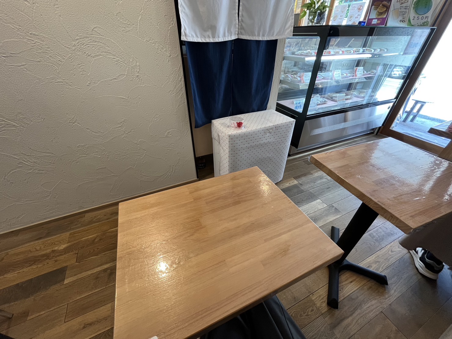 おおくに店内