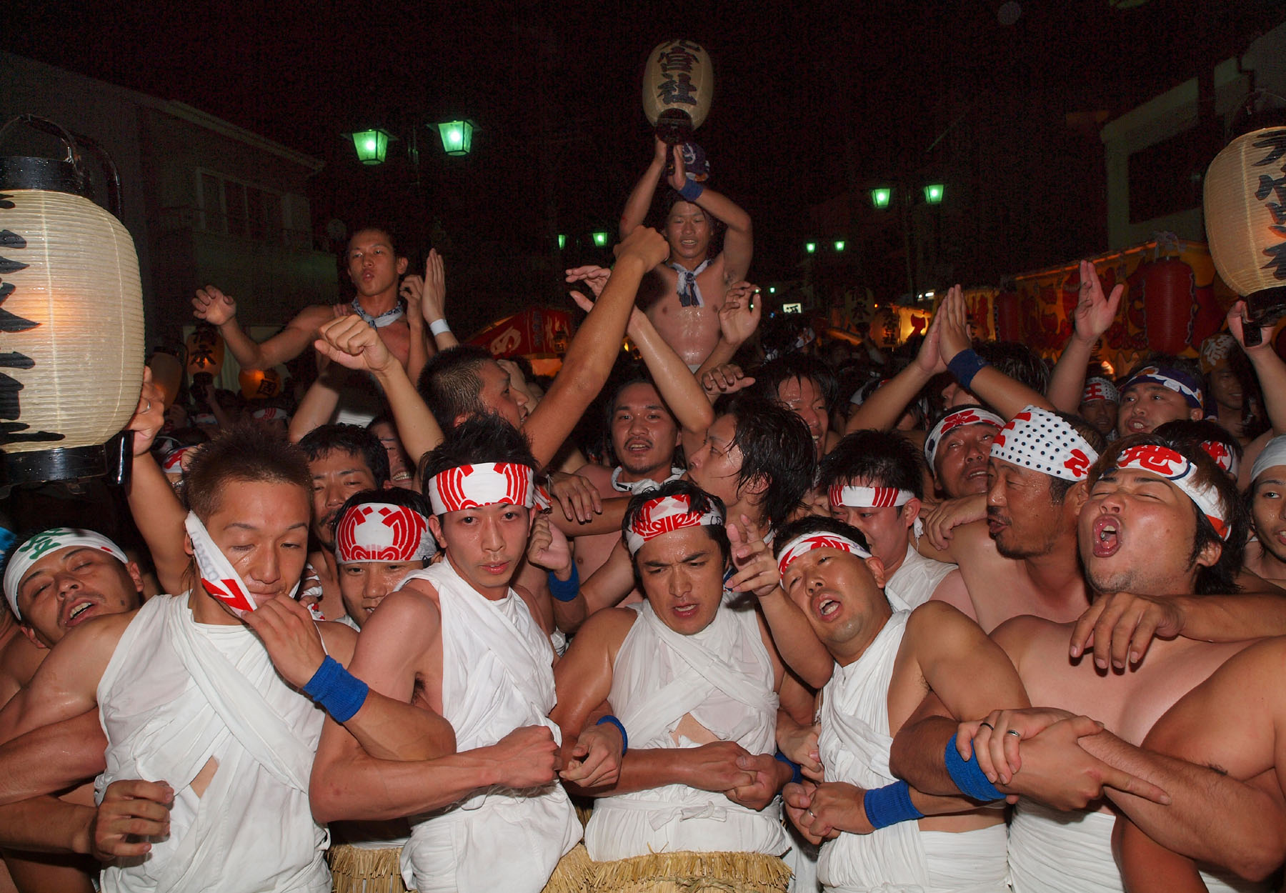 【磐田市】狂喜乱舞！天下の奇祭「見付天神裸祭」が開催