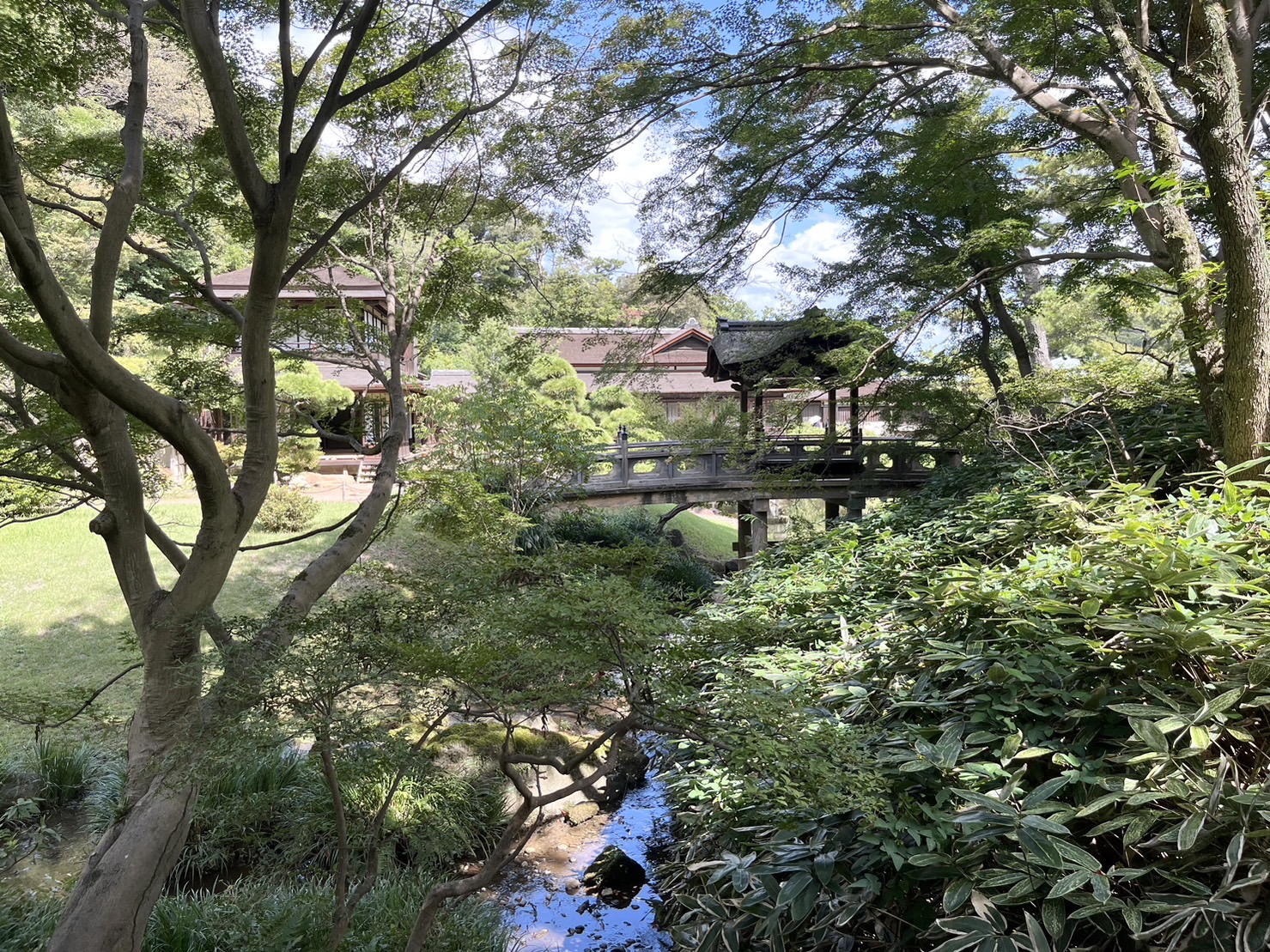 本牧「三溪園」で心安らぐ庭園散策を楽しもう！貴重な重要文化財