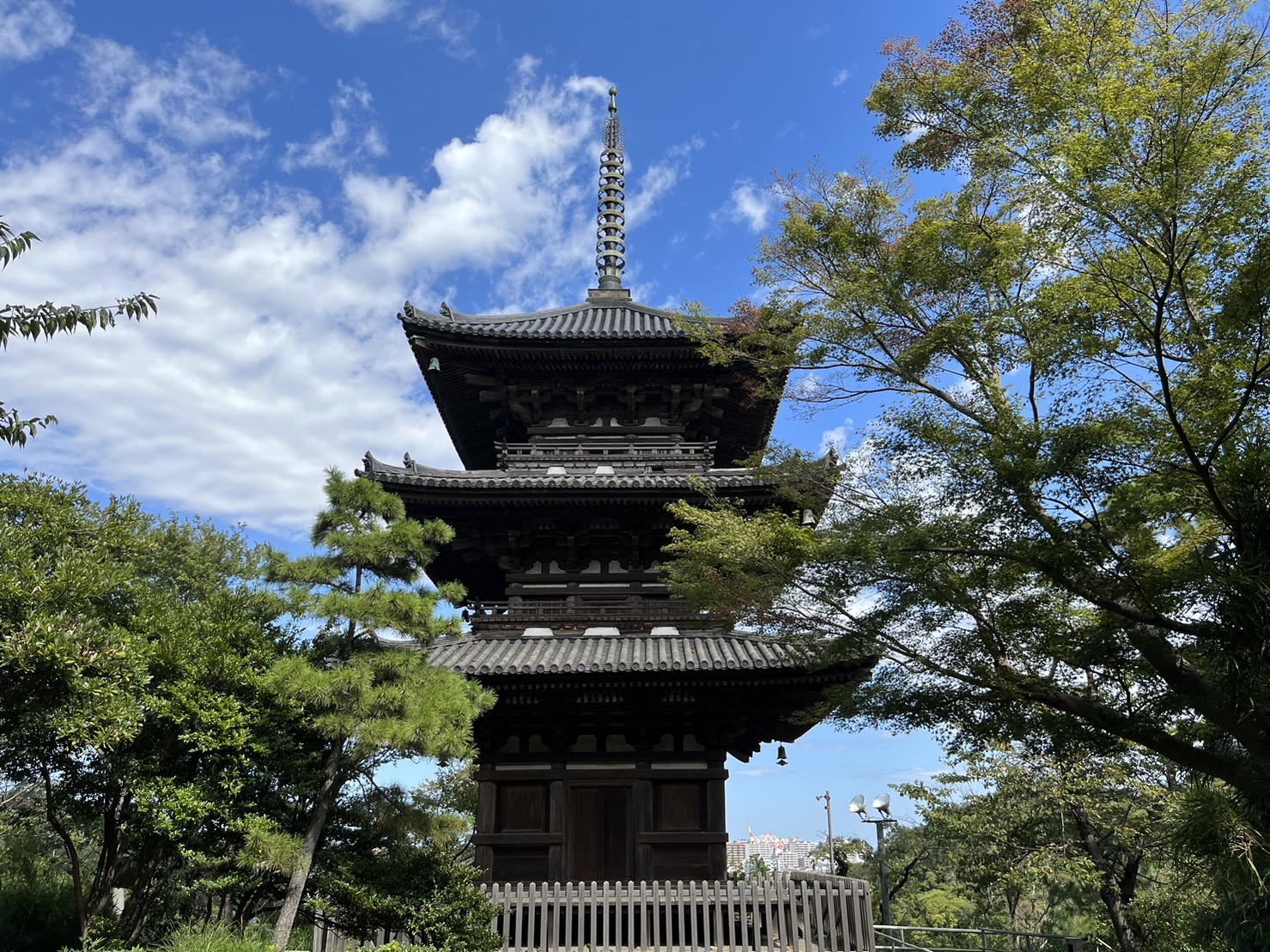 三重塔