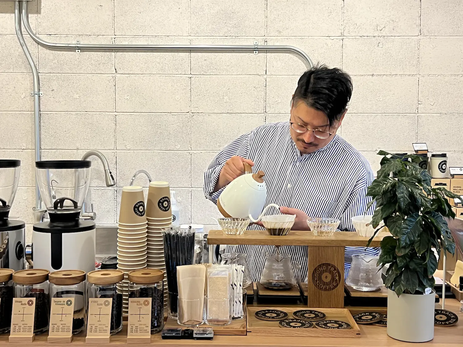 コーヒーとレコードミュージックが楽しめる！三島の「サウンドトラック