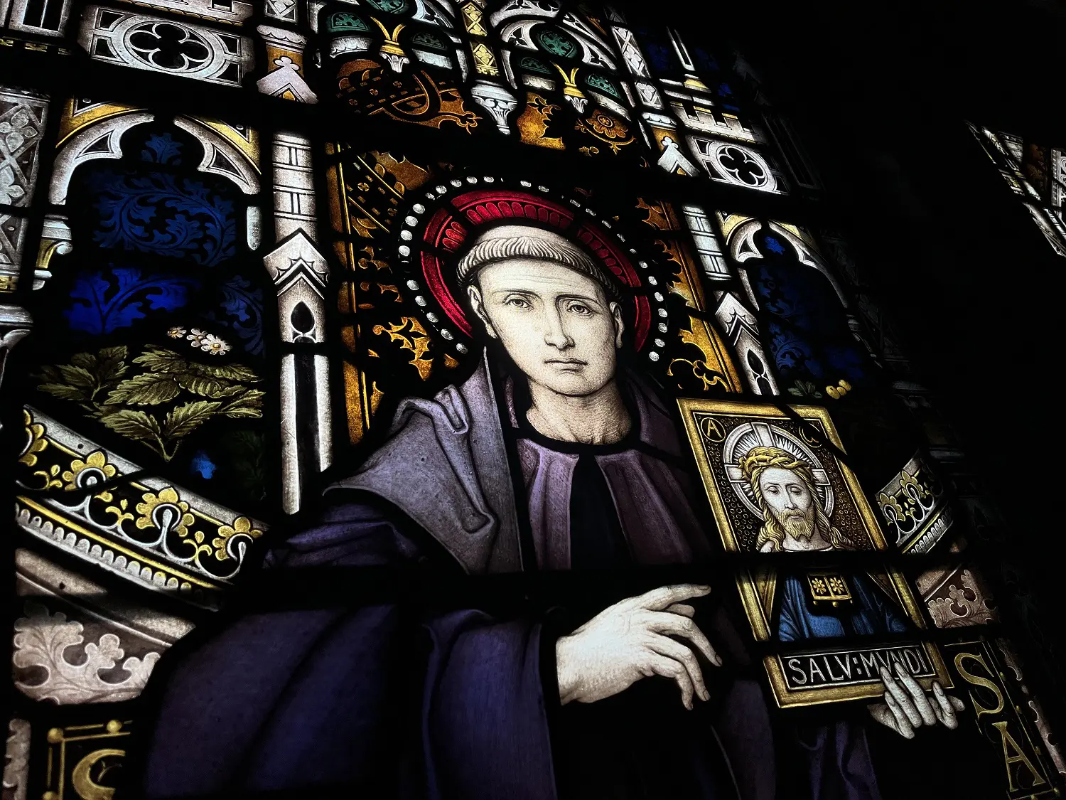 光差し込む「掛川市ステンドグラス美術館」の魅力！本物のステンド