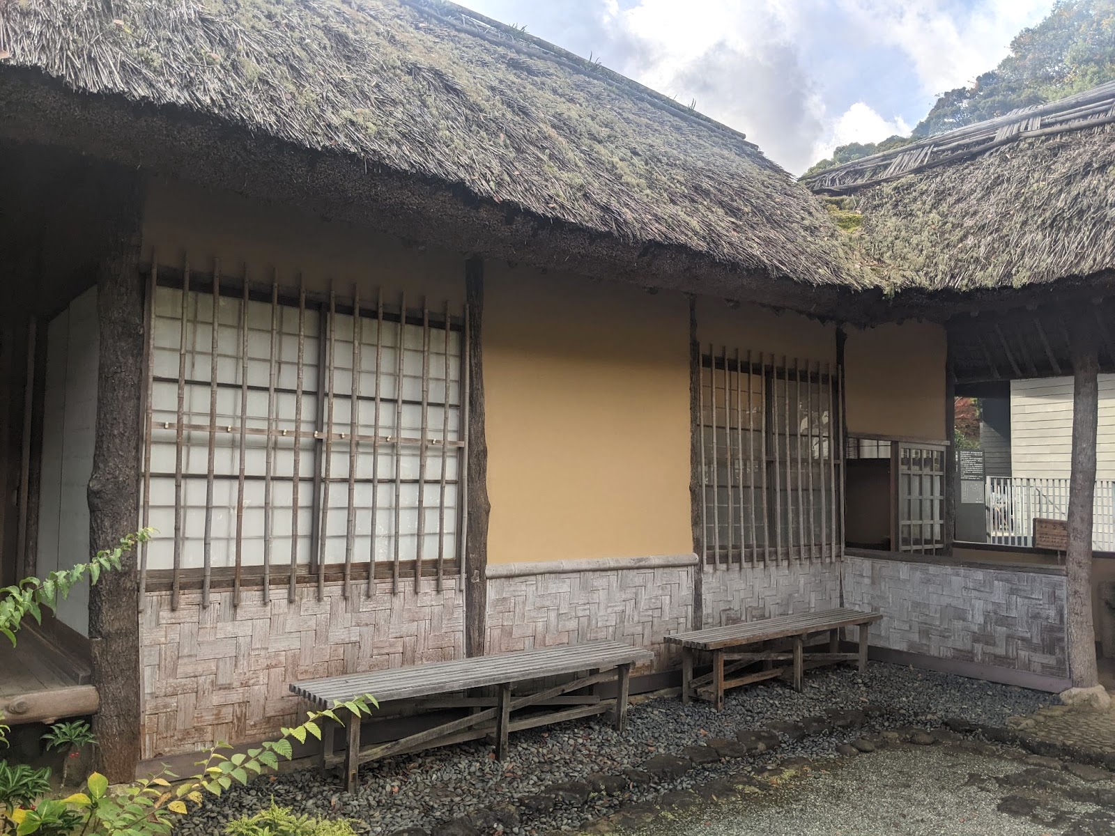 縄文茶室 万葉亭の外観