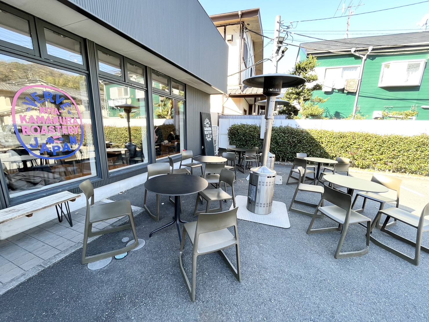 ヴァーヴコーヒーロースターズテラス席