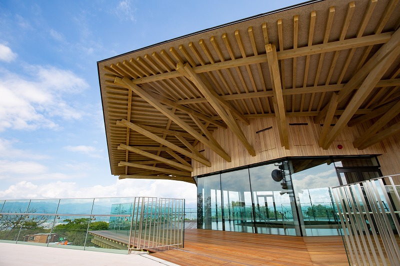 日本平夢テラスを訪れるバスツアー