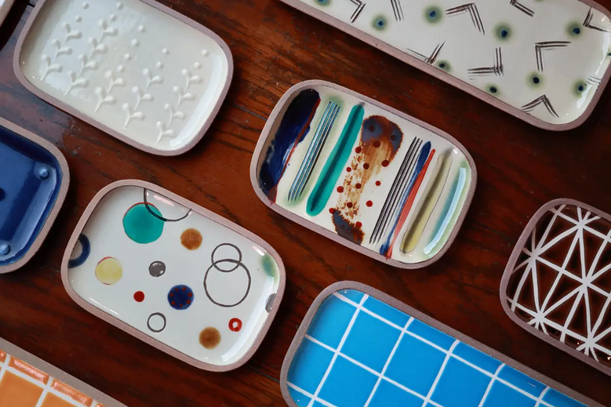 一目惚れ多発！独創的でポップな「一翠窯」の器を、センスが光る沖縄