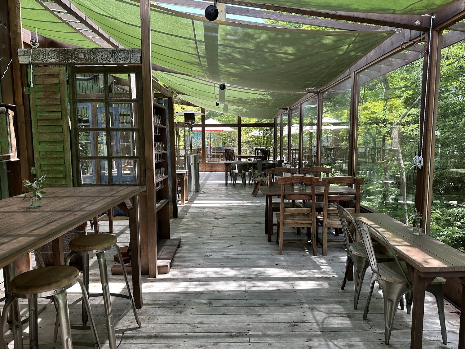 GAFLO Cafe　店内