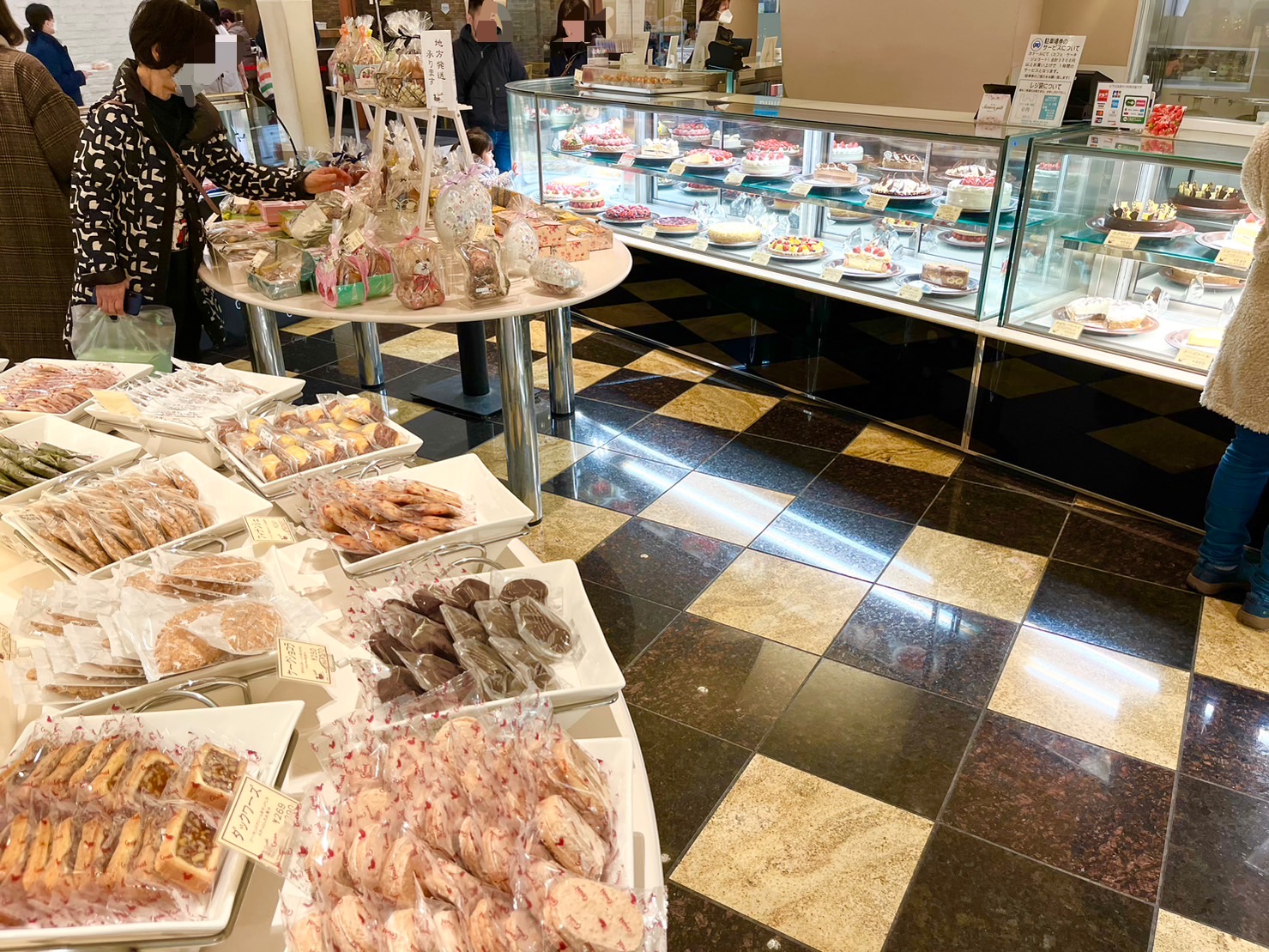 カナール店内