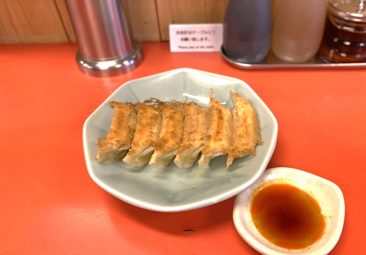 みんみん焼餃子