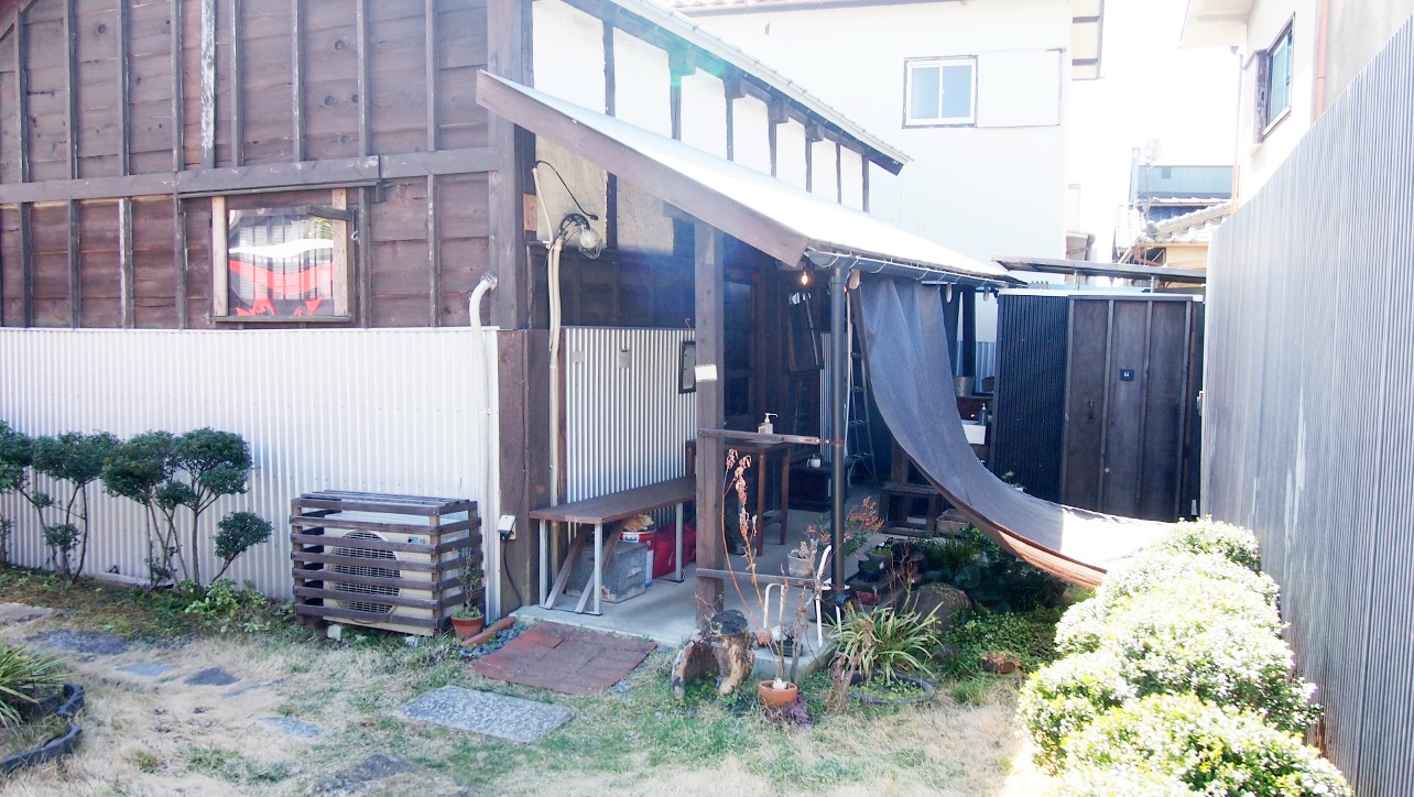 流山本町カフェtroncお店外観
