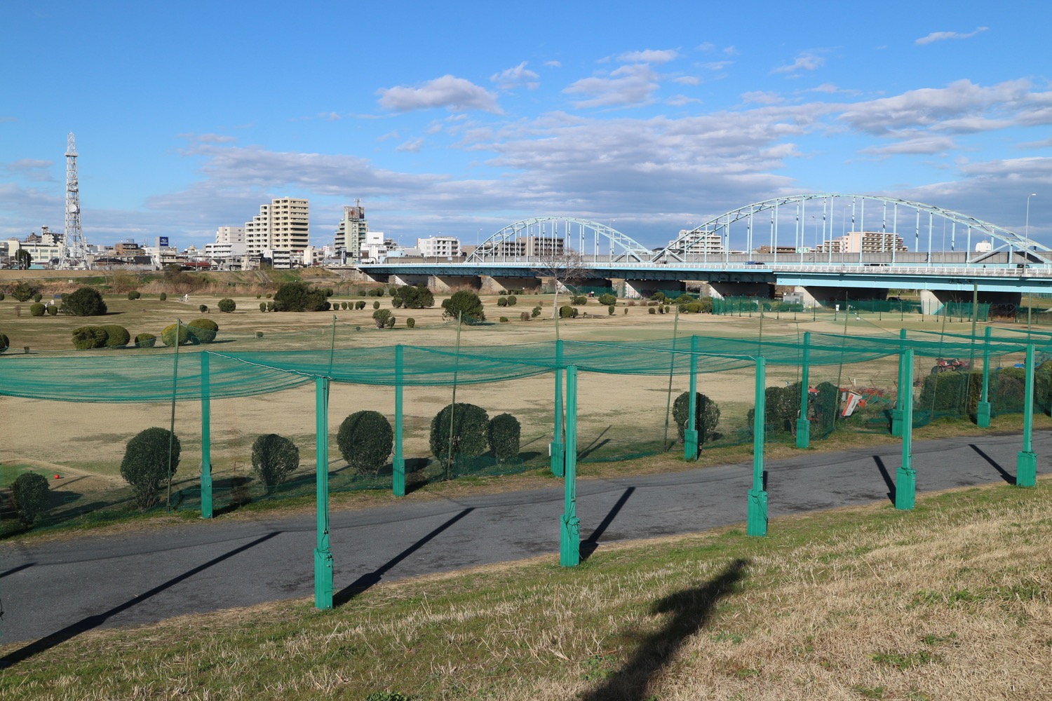 多摩川河川敷