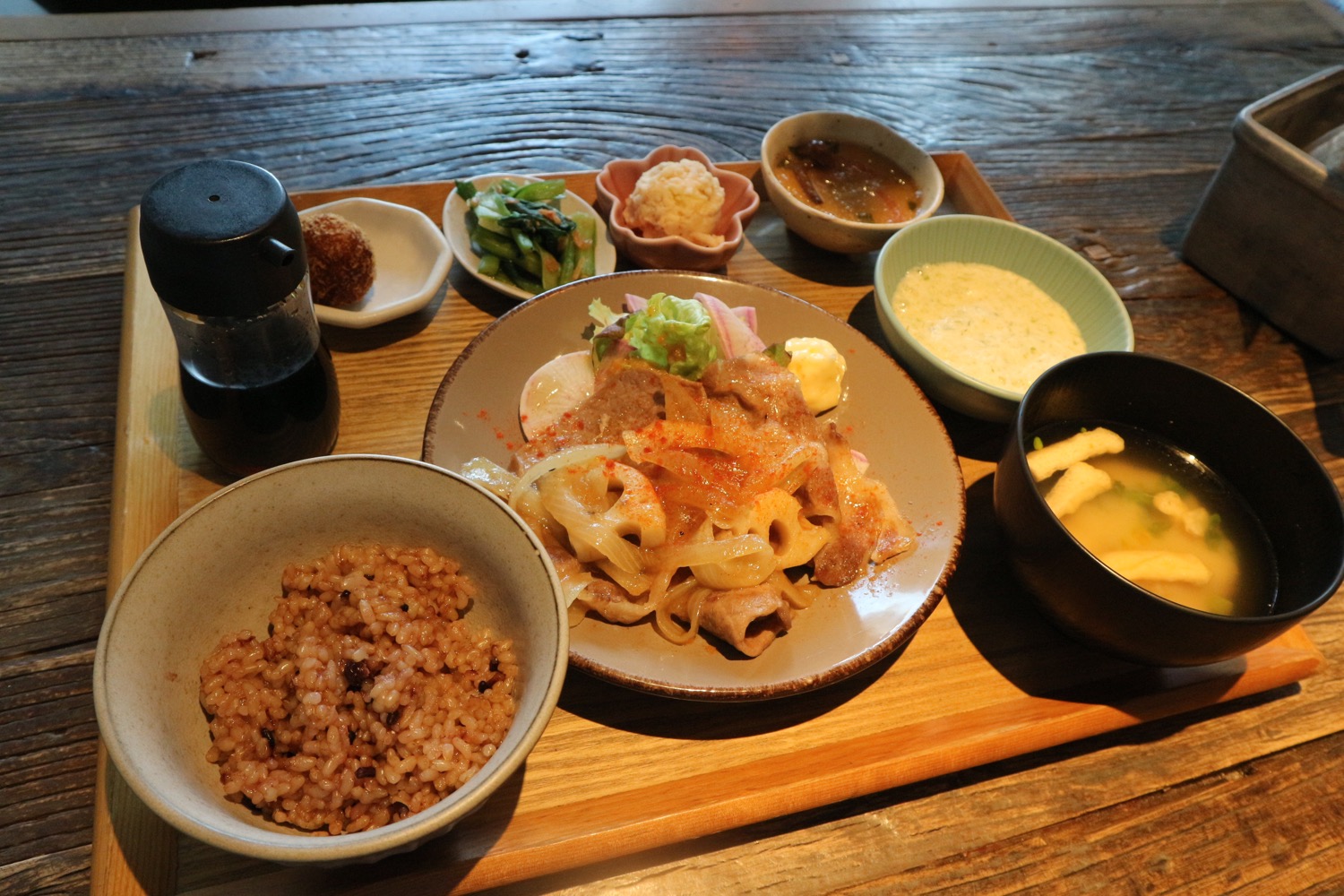 カラダオモイ定食