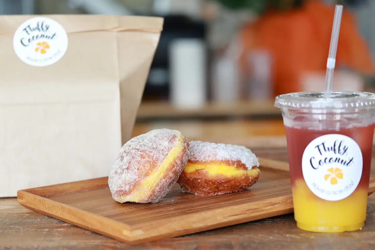 Fluffy Coconut｜毎回行列＆即完売！中々並ばないウチナーンチュが列を