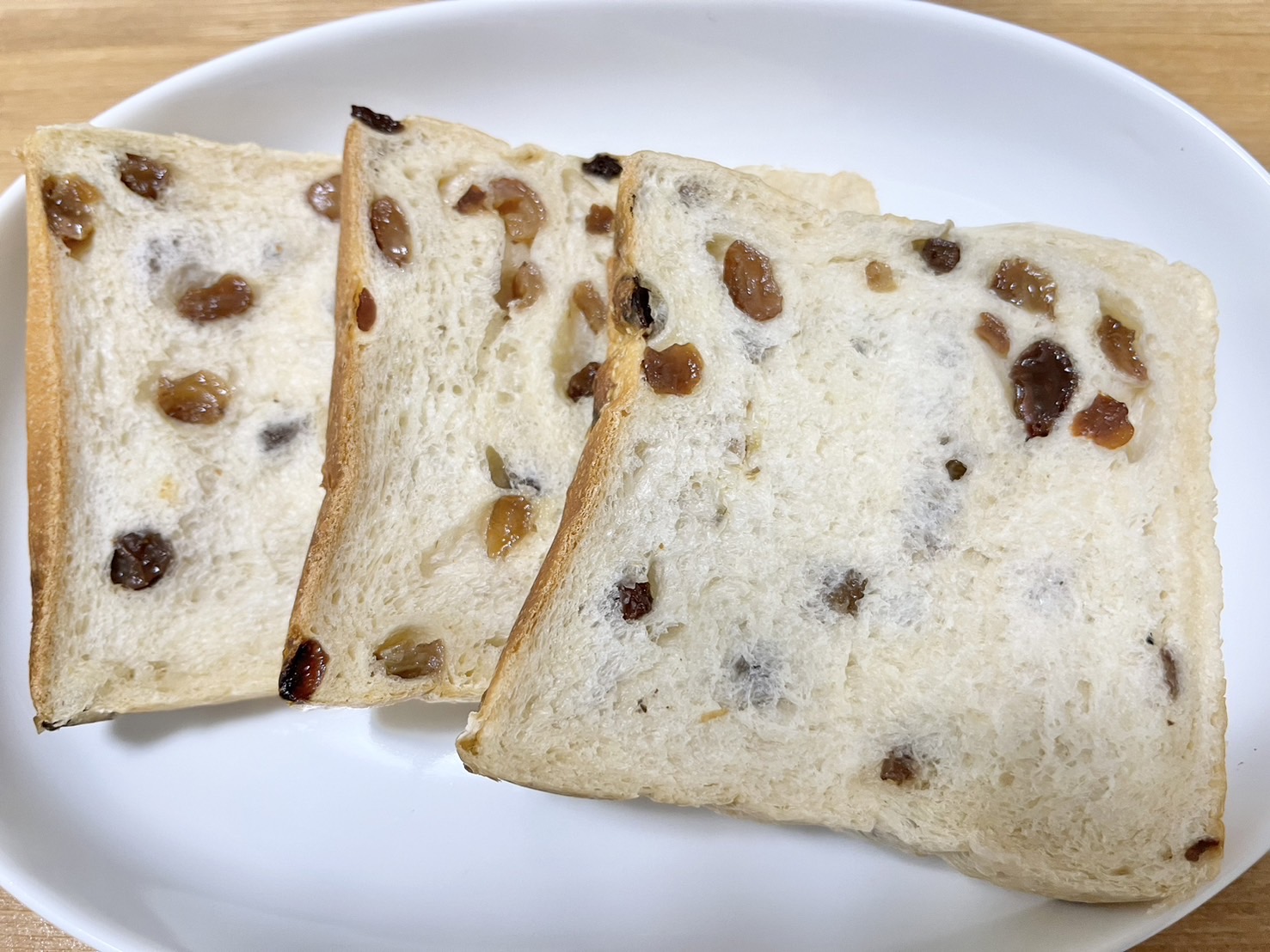 レーズン食パン