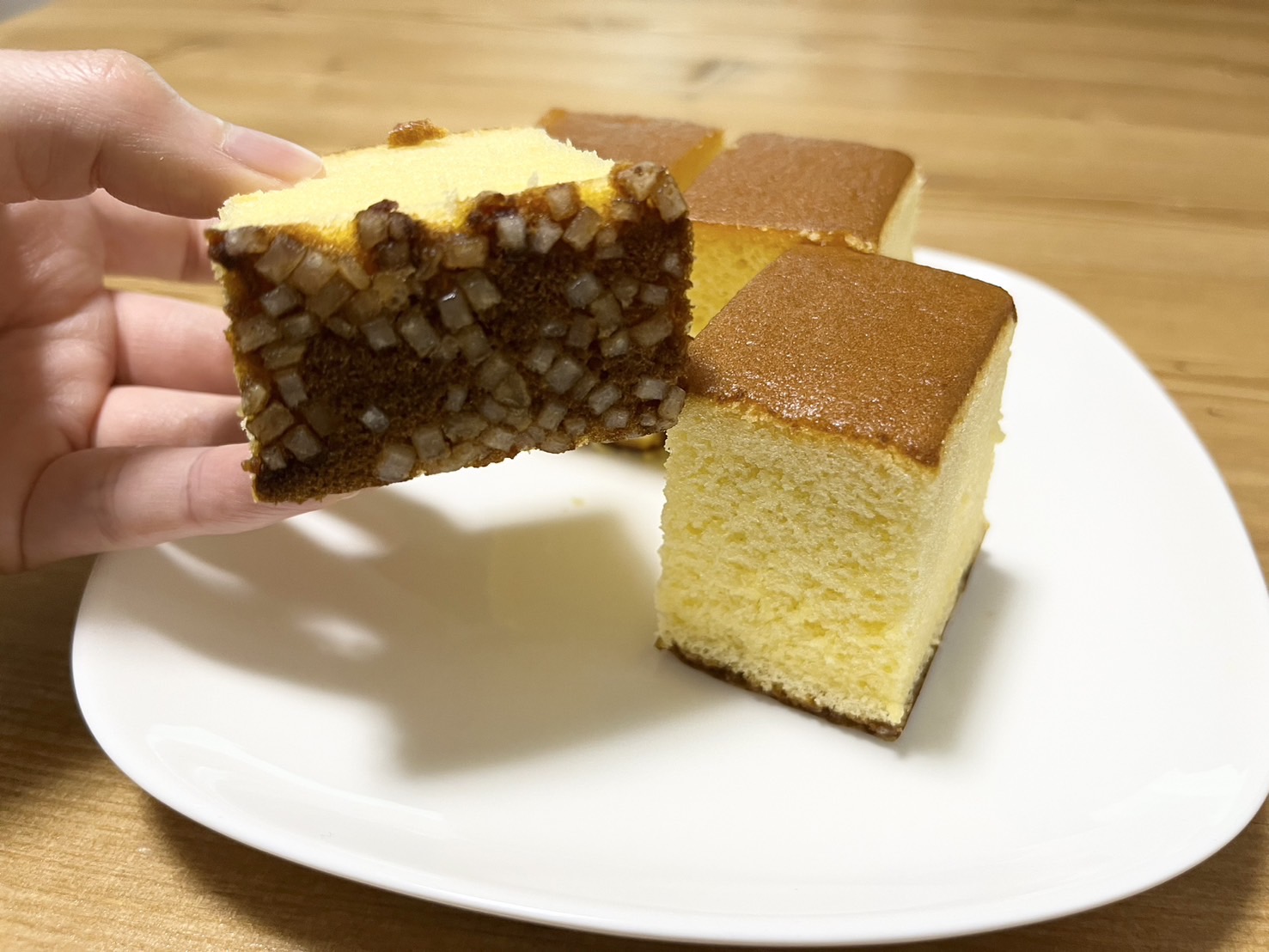 釜出しカステラのザラメ
